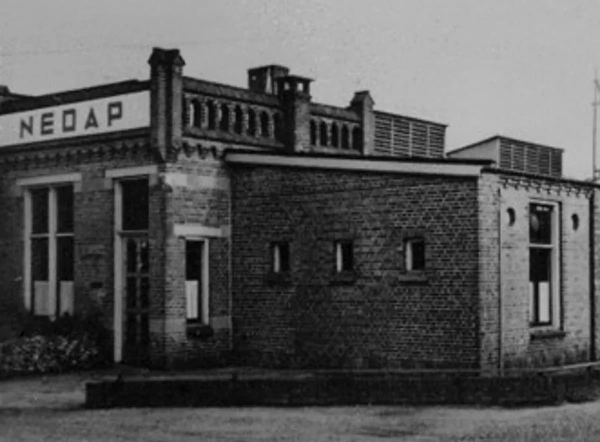 N.V. Nederlandsche Apparatenfabriek “Nedap” is established
